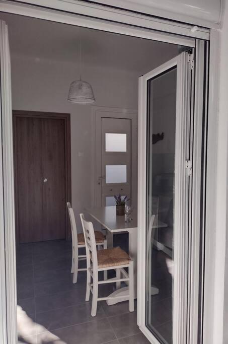 Snowbird-Late Check-Out Apartment Ierapetra  Bagian luar foto