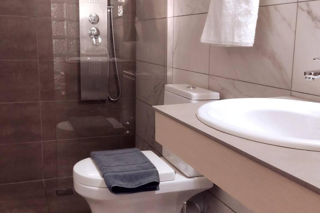 Snowbird-Late Check-Out Apartment Ierapetra  Bagian luar foto