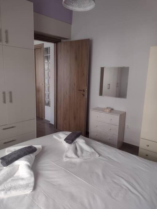 Snowbird-Late Check-Out Apartment Ierapetra  Bagian luar foto